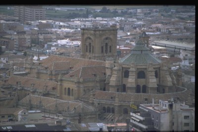 IMG0050_wo-ist-das.jpg (51.61 KiB) 621 mal betrachtet Um welche Stadt handelt es sich hier ? Und wo habe ich fotografiert ?