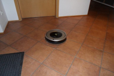 Roomba_886.JPG