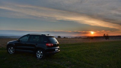 KMB_0773_fb.JPG (309.28 KiB) 515 mal betrachtet VW Tiguan bei untergehender Sonne (HDR)
